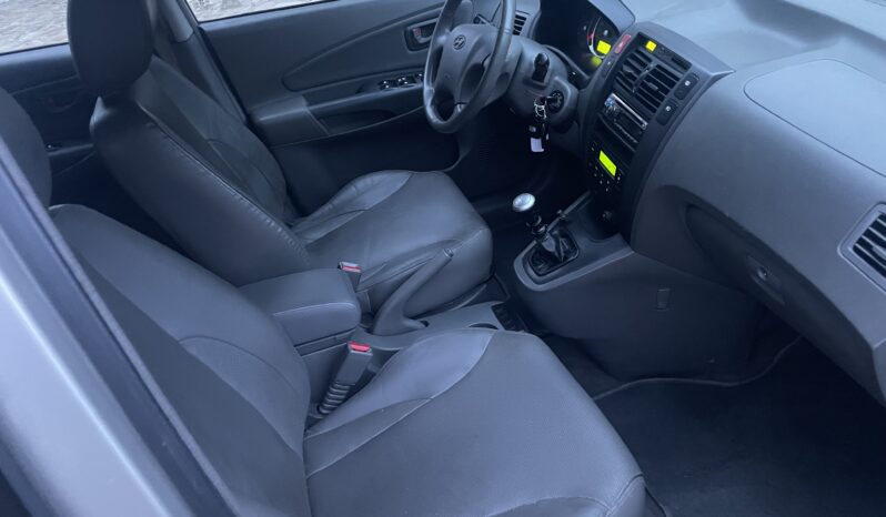 HYUNDAI TUCSON 2.0 CRDI 4X4 140CV VGT SE WORL CUP lleno