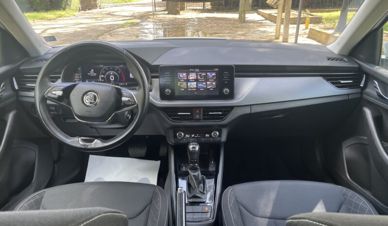 SKODA KAMIQ 1.0 TSI DSG 110CV AMBITION lleno