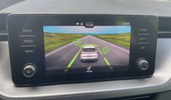 SKODA KAMIQ 1.0 TSI DSG 110CV AMBITION lleno