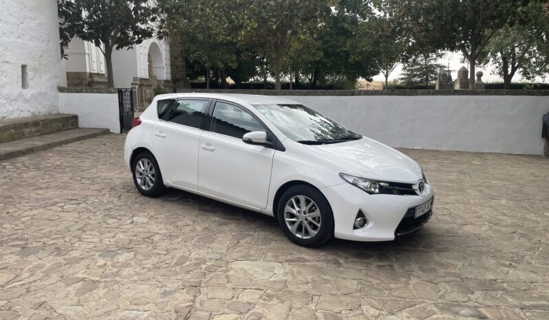 TOYOTA AURIS 130 ACTIVE 1.6i 130cv lleno