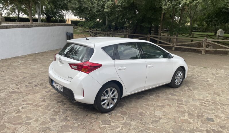 TOYOTA AURIS 130 ACTIVE 1.6i 130cv lleno