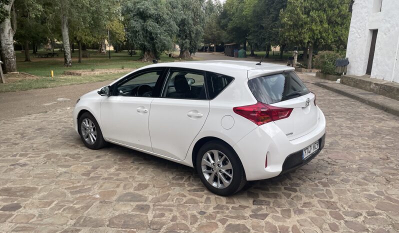 TOYOTA AURIS 130 ACTIVE 1.6i 130cv lleno