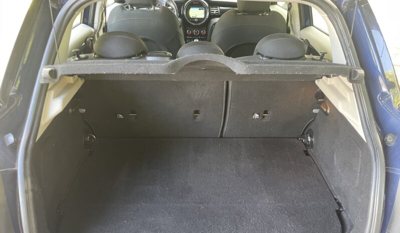 MINI COOPER D AUT 115CV 5P lleno