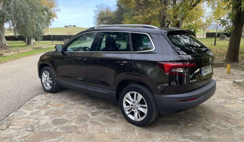 SKODA KAROG 1.6 TDI 115CV AMBITION lleno